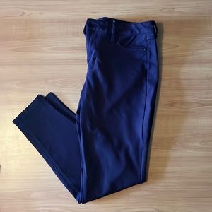 Marroon skinny pants